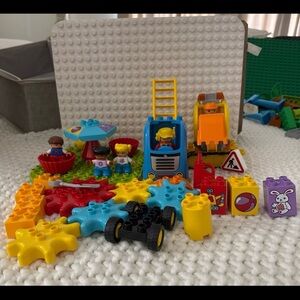 Lego Duplos miscellaneous pieces